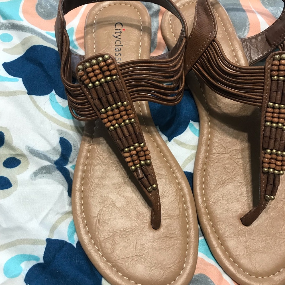 Summer Sandals 🌺🌞🌞 - Picture 2 of 4